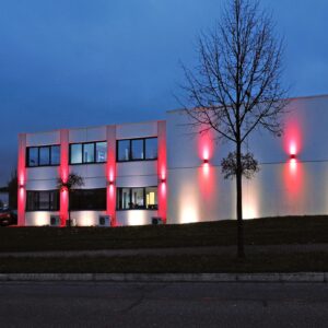 LED-golvinbyggnadslampa Line, längd 32,8 cm