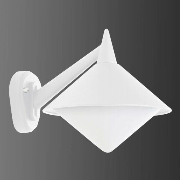 Vit utomhusvägglampa LIara saltvattenbeständig