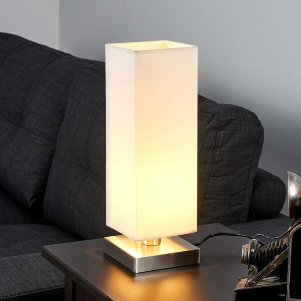 Vit bordslampa Martje med E14-LED-lampa